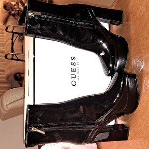 FLASH SALE Guess blk boots Byra 6.5